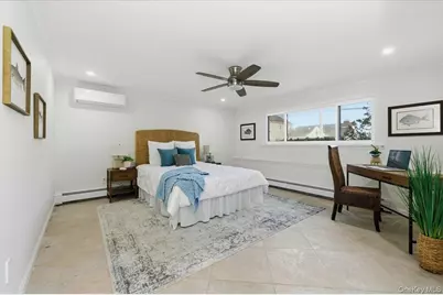 230 Sequams Lane Center, West Islip, NY 11795 - Photo 15