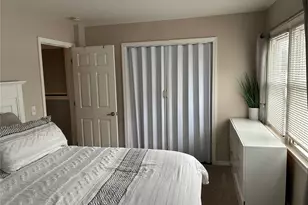 34 Beach St, West Islip, NY 11795 - Photo 11