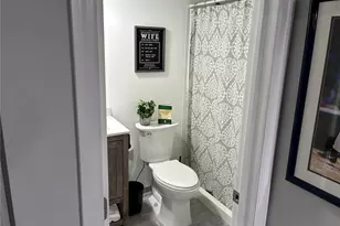 34 Beach St, West Islip, NY 11795 - Photo 23