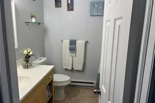 34 Beach St, West Islip, NY 11795 - Photo 27