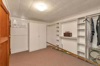 45 Sylvia Lane, New Hyde Park, NY 11040 - Photo 19