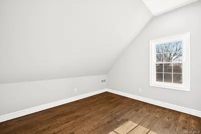 36 Cinque Drive, Farmingdale, NY 11735 - Photo 43