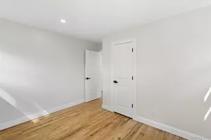 792 Glendale Rd, West Babylon, NY 11704 - Photo 17