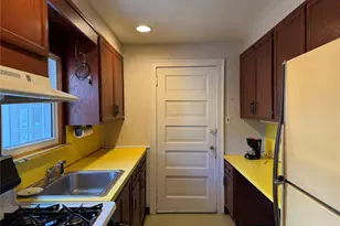 8 Maple Ave, Tarrytown, NY 10591 - Photo 5