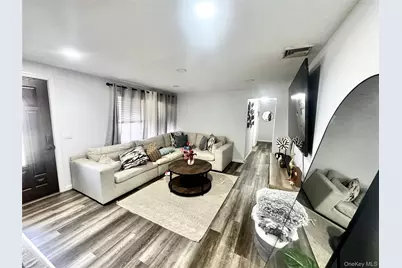 6 Victoria Place, Mastic Beach, NY 11951 - Photo 7