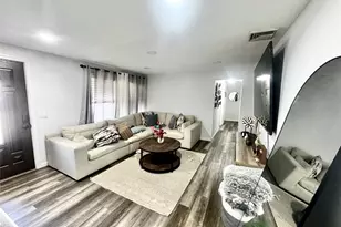 6 Victoria Pl, Mastic Beach, NY 11951 - Photo 7