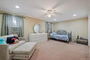 1131 Udall Rd, Bay Shore, NY 11706 - Photo 23