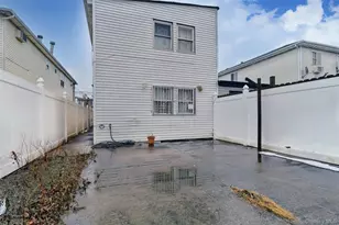 3-55 Beach 47th St, Far Rockaway, NY 11691 - Photo 15
