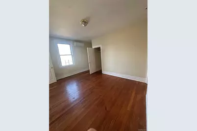 22 Clove Road, New Rochelle, NY 10801 - Photo 3