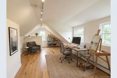 29 Richmond Avenue, Amityville, NY 11701 - Photo 13