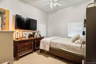 29 Richmond Ave, Amityville, NY 11701 - Photo 9