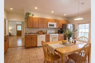 29 Richmond Avenue, Amityville, NY 11701 - Photo 5