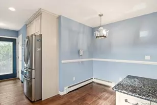 111 Schneider Ln, Hauppauge, NY 11788 - Photo 19