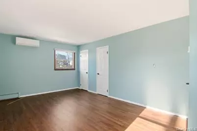 111 Schneider Lane, Hauppauge, NY 11788 - Photo 21