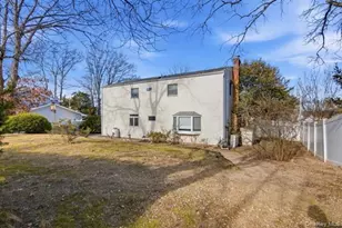 111 Schneider Ln, Hauppauge, NY 11788 - Photo 31