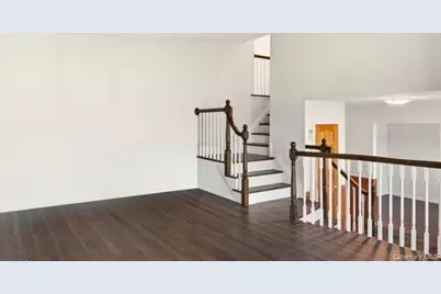 111 Schneider Lane, Hauppauge, NY 11788 - Photo 7