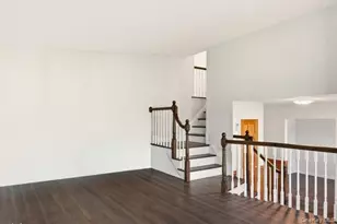 111 Schneider Ln, Hauppauge, NY 11788 - Photo 7