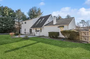 5 Haiti Ln, Coram, NY 11727 - Photo 37