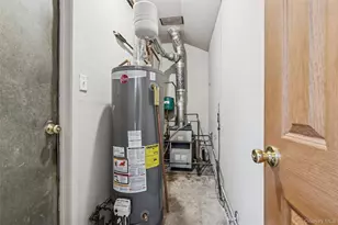 5 Haiti Ln, Coram, NY 11727 - Photo 45