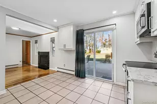 5 Haiti Ln, Coram, NY 11727 - Photo 5