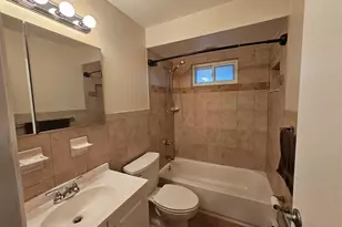 36 Harrison Pl, Farmingdale, NY 11735 - Photo 11