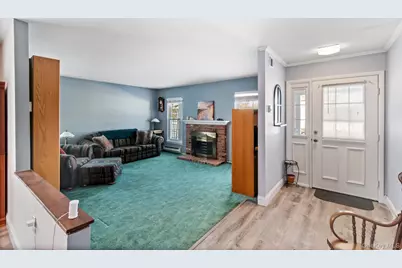 475 Stratford Lane, Ridge, NY 11961 - Photo 3