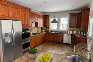 19 Lanark Rd, Yonkers, NY 10705 - Photo 5