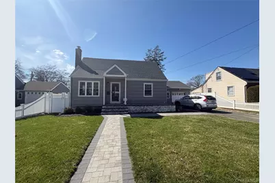 55 Dosoris Lane, Glen Cove, NY 11542 - Photo 1