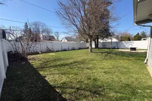 55 Dosoris Ln, Glen Cove, NY 11542 - Photo 21