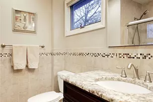 1066 Cedarhurst St, Valley Stream, NY 11581 - Photo 21