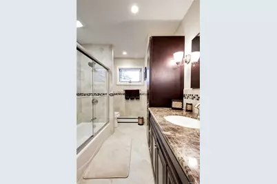 1066 Cedarhurst Street, Valley Stream, NY 11581 - Photo 25