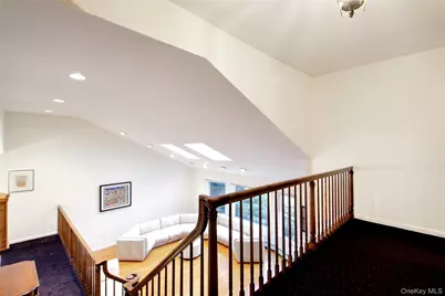 1066 Cedarhurst Street, Valley Stream, NY 11581 - Photo 11