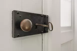 549 Croton Lake Rd, Bedford Corners, NY 10549 - Photo 5