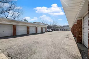 224-38 Kingsbury Ave, Bayside, NY 11364 - Photo 21