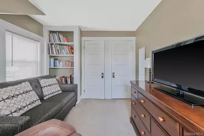 183 West Avenue, Patchogue, NY 11772 - Photo 13