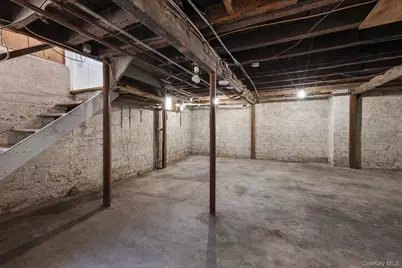 183 West Avenue, Patchogue, NY 11772 - Photo 19