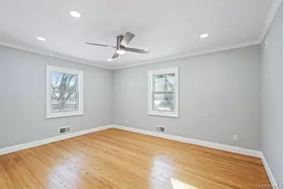 497 Woodbury Road, Cold Spring Harbor, NY 11724 - Photo 33