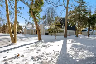 497 Woodbury Rd, Cold Spring Harbor, NY 11724 - Photo 45