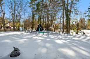 497 Woodbury Rd, Cold Spring Harbor, NY 11724 - Photo 45