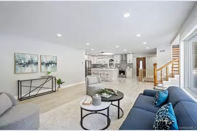 497 Woodbury Road, Cold Spring Harbor, NY 11724 - Photo 9