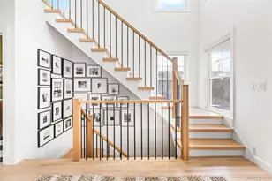 21 N Howells Point Rd, Bellport, NY 11713 - Photo 3