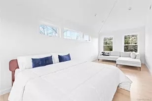 21 N Howells Point Rd, Bellport, NY 11713 - Photo 19