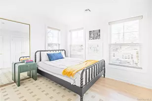 21 N Howells Point Rd, Bellport, NY 11713 - Photo 15