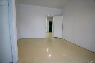 117-06 Jamaica Avenue #3FL, Richmond Hill, NY 11418 - Photo 9