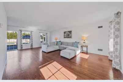 4 Danamarie Lane, Patchogue, NY 11772 - Photo 11