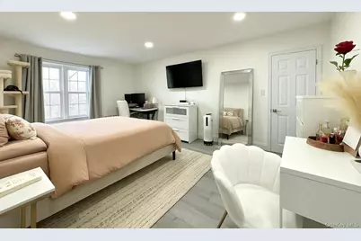 15115 84th Street #3M, Howard Beach, NY 11414 - Photo 9