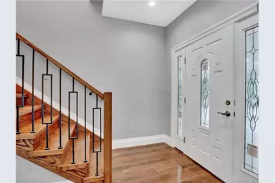 9 Linda Lane #101, Pearl River, NY 10965 - Photo 3