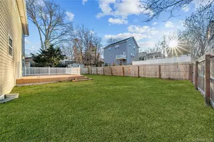 62 Sunburst Dr, Rocky Point, NY 11778 - Photo 25