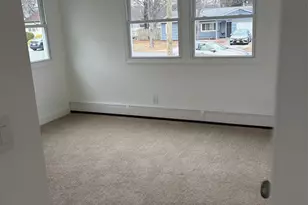 182 Lexington Rd, Shirley, NY 11967 - Photo 7