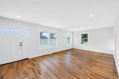 119 E Fulton Avenue, Roosevelt, NY 11575 - Photo 27